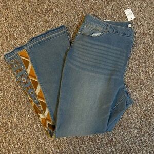 Est 1946 Denim Cato Jeans Hi-Rise Flare Super Stretch 22W NWT